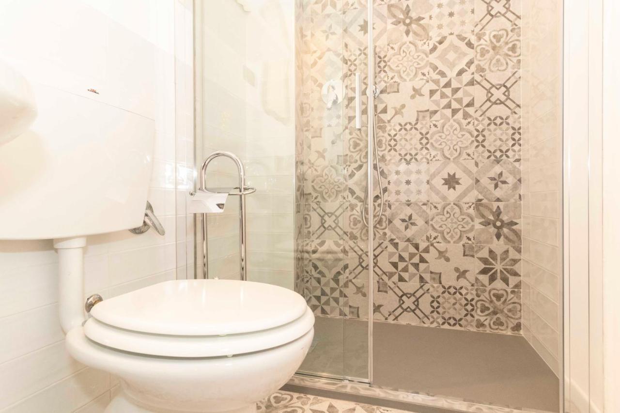 Santa Chiara Apartment Near Piazza Statuto Turin Ngoại thất bức ảnh